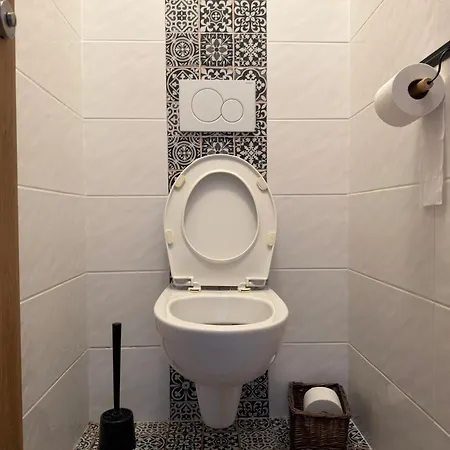 U Komína Apartman *